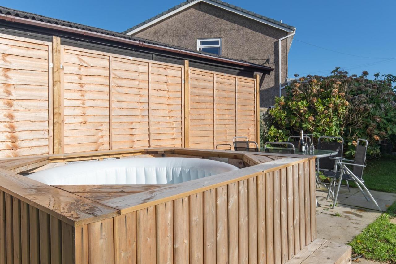 Ty Gwyn - Hot Tub, Parking, Dog Friendly Villa Saundersfoot Luaran gambar